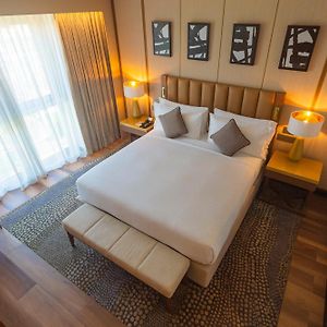 Premium King Room